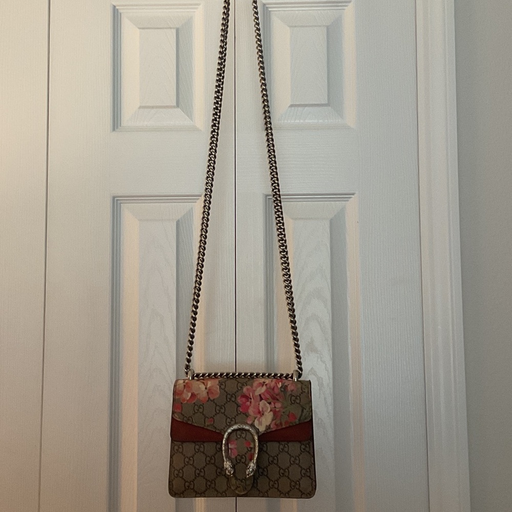 Gucci Beige and Red Floral Shoulder Bag, GUC, Gucci Dust Bag, Box & COA - Picture 9 of 12